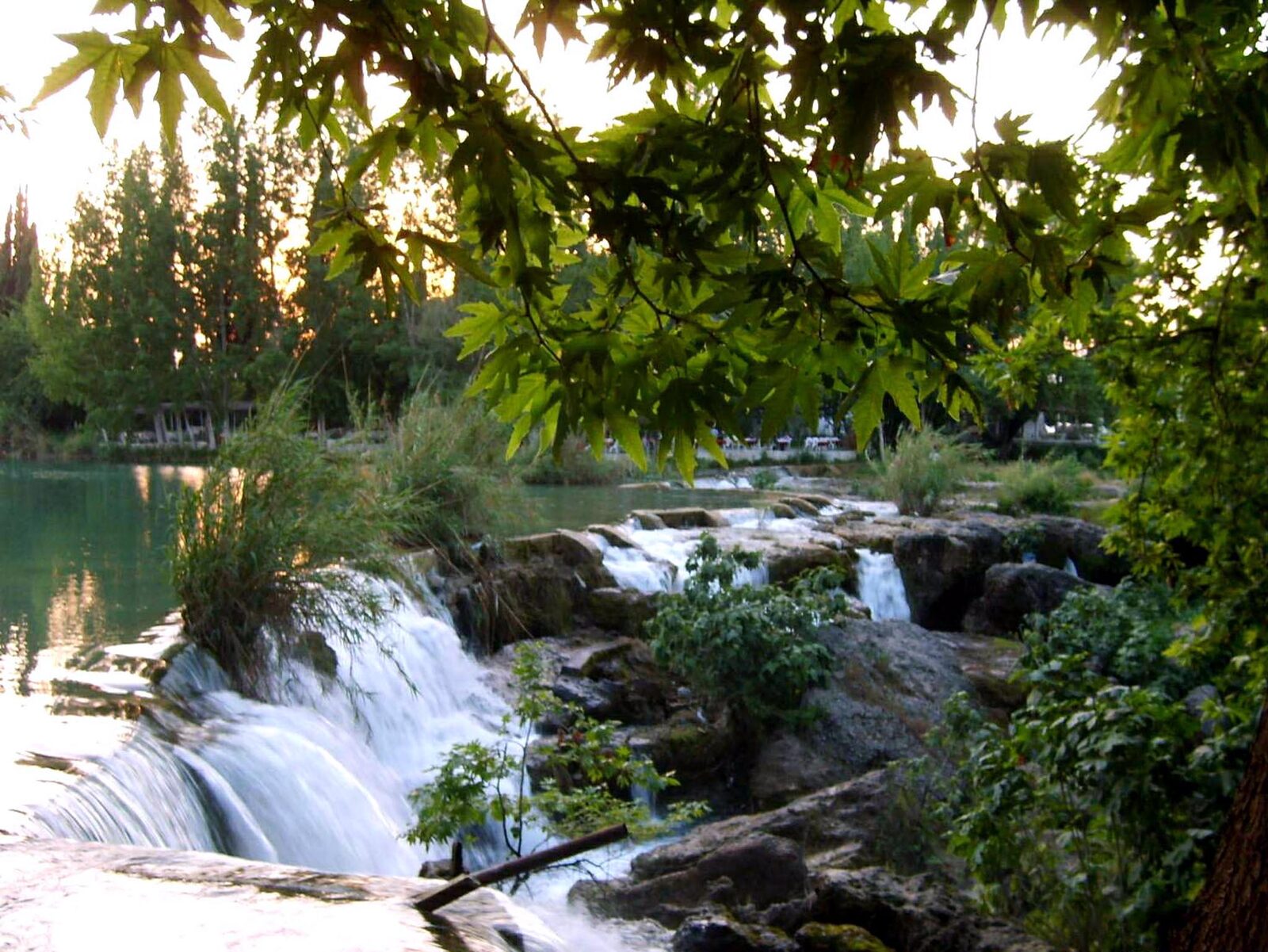 Tarsus Şelalesi, Berdan Nehri üzerinde şelale
